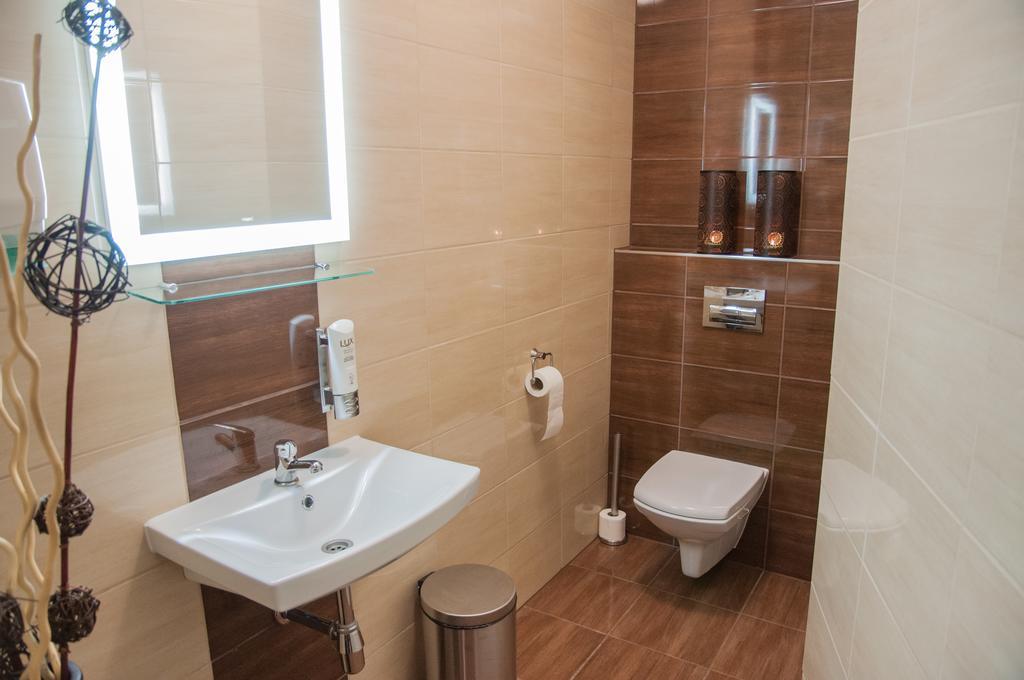 Hotel Rypsowka Nowy Sacz Ngoại thất bức ảnh
