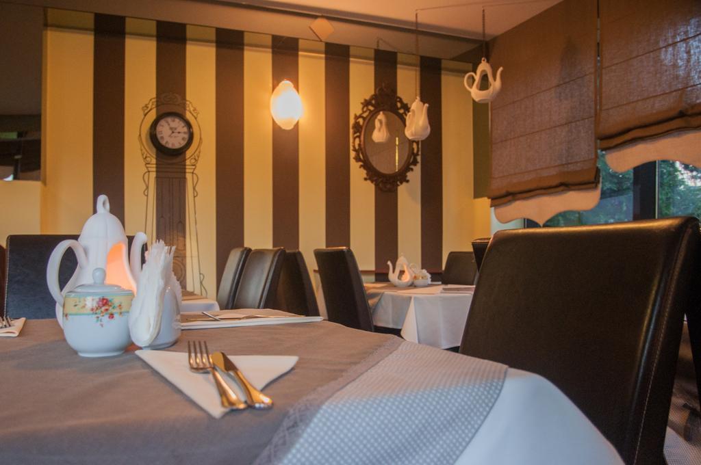Hotel Rypsowka Nowy Sacz Ngoại thất bức ảnh
